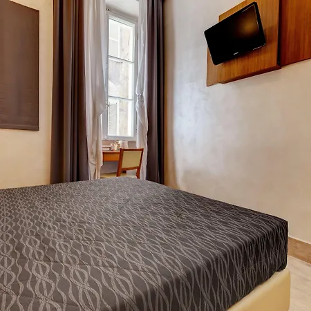 Collina ホテル 2*