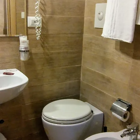 ホテル Collina 2*