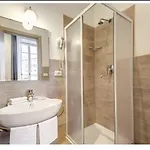 Collina Hotel 2*
